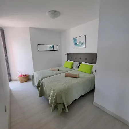 Apartament Marmedano 1 *